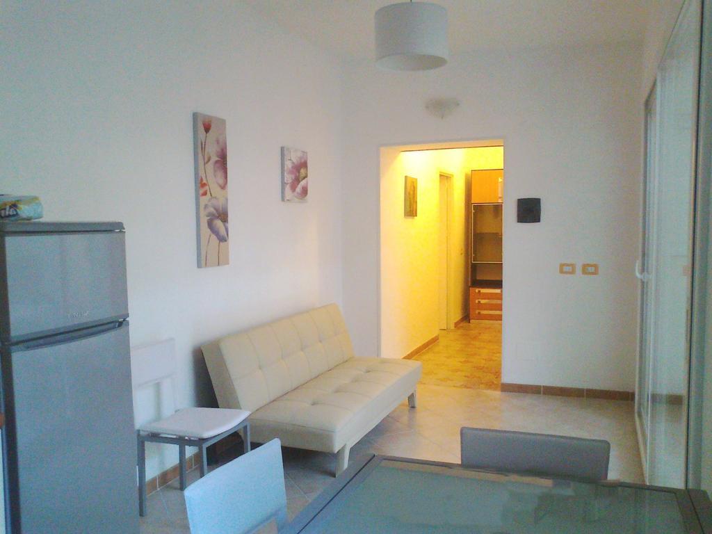 Case Nausica Marina di Ragusa Habitación foto
