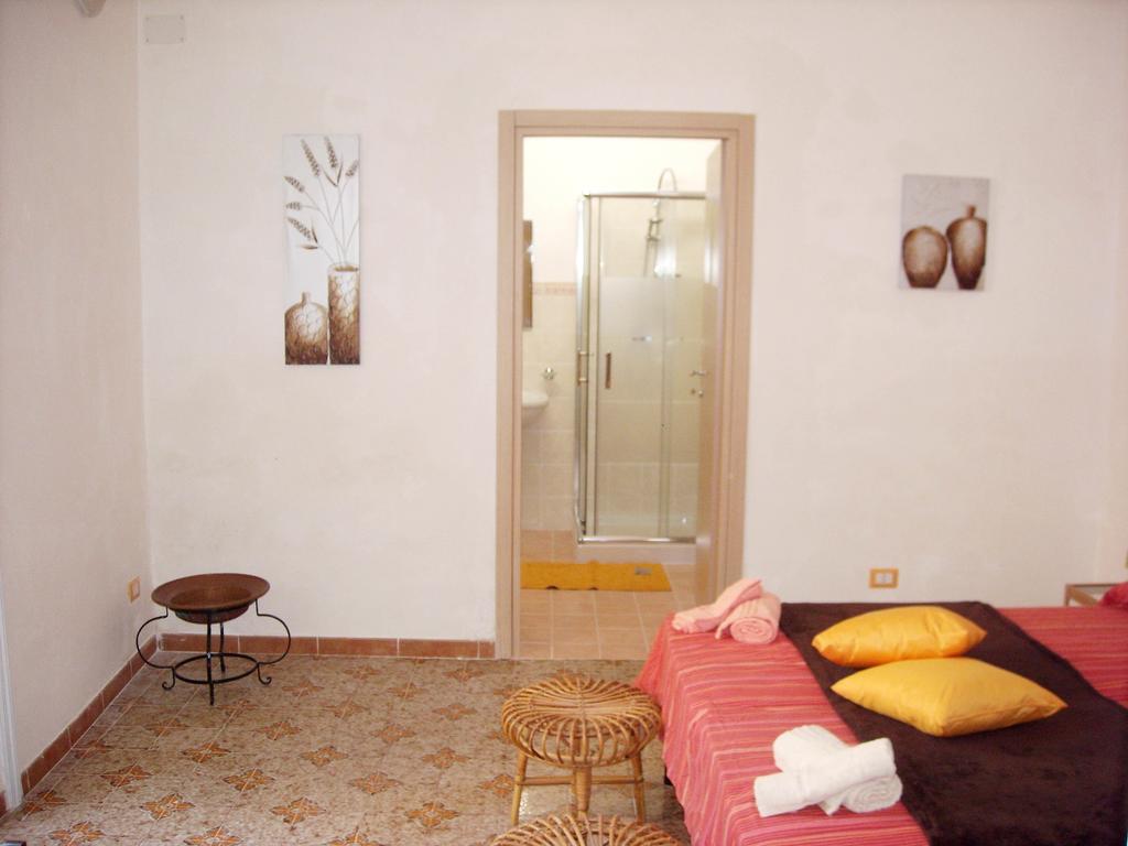 Case Nausica Marina di Ragusa Habitación foto