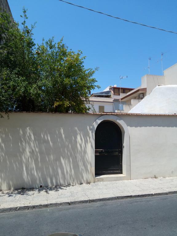 Case Nausica Marina di Ragusa Exterior foto